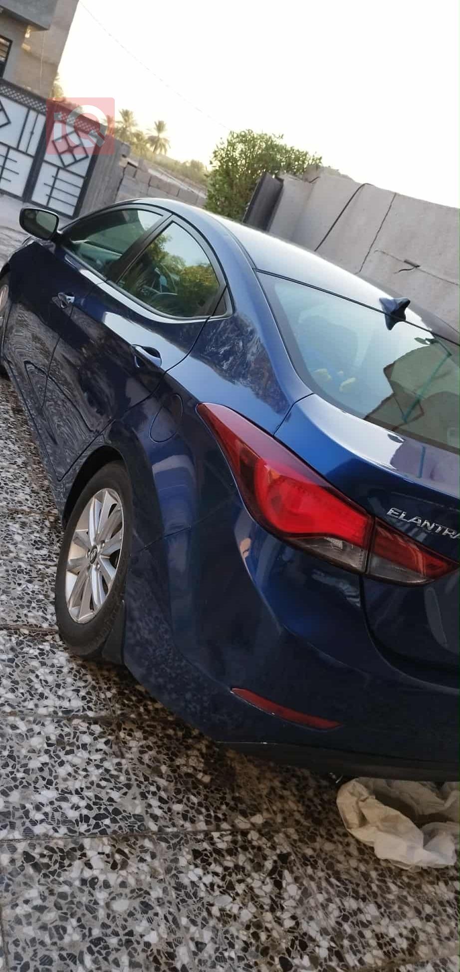 Hyundai Elantra